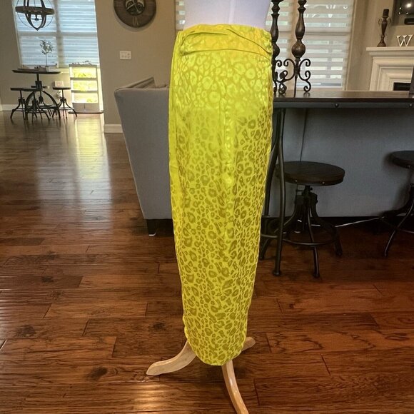 New York & Co NYCO Leopard Satin Midi Skirt Size 4 Neon Green Yellow Small 29W - Picture 6 of 16